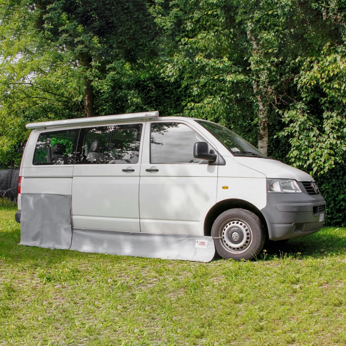 Škrabance na podlahe - VW T5/T6