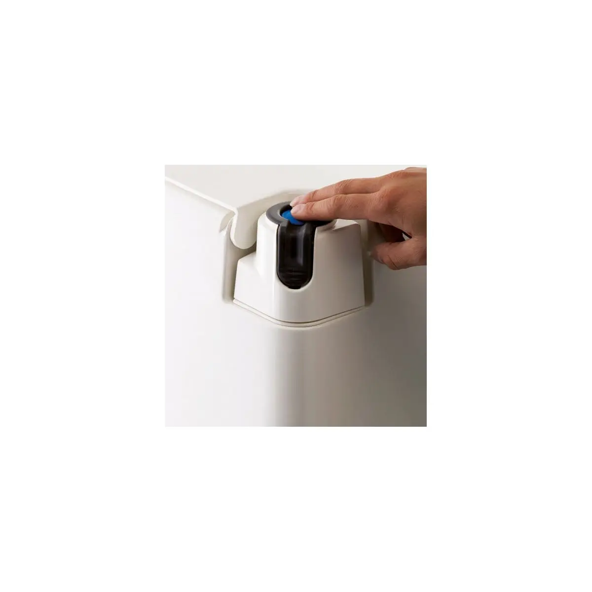 Pompă electrică - alb nobil pentru Porta Potti 465
