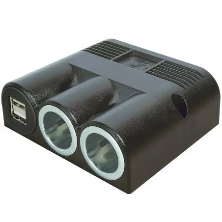 Háromszoros tápcsatlakozó USB - 2 x aljzat és 2 x 2500 mA USB-A