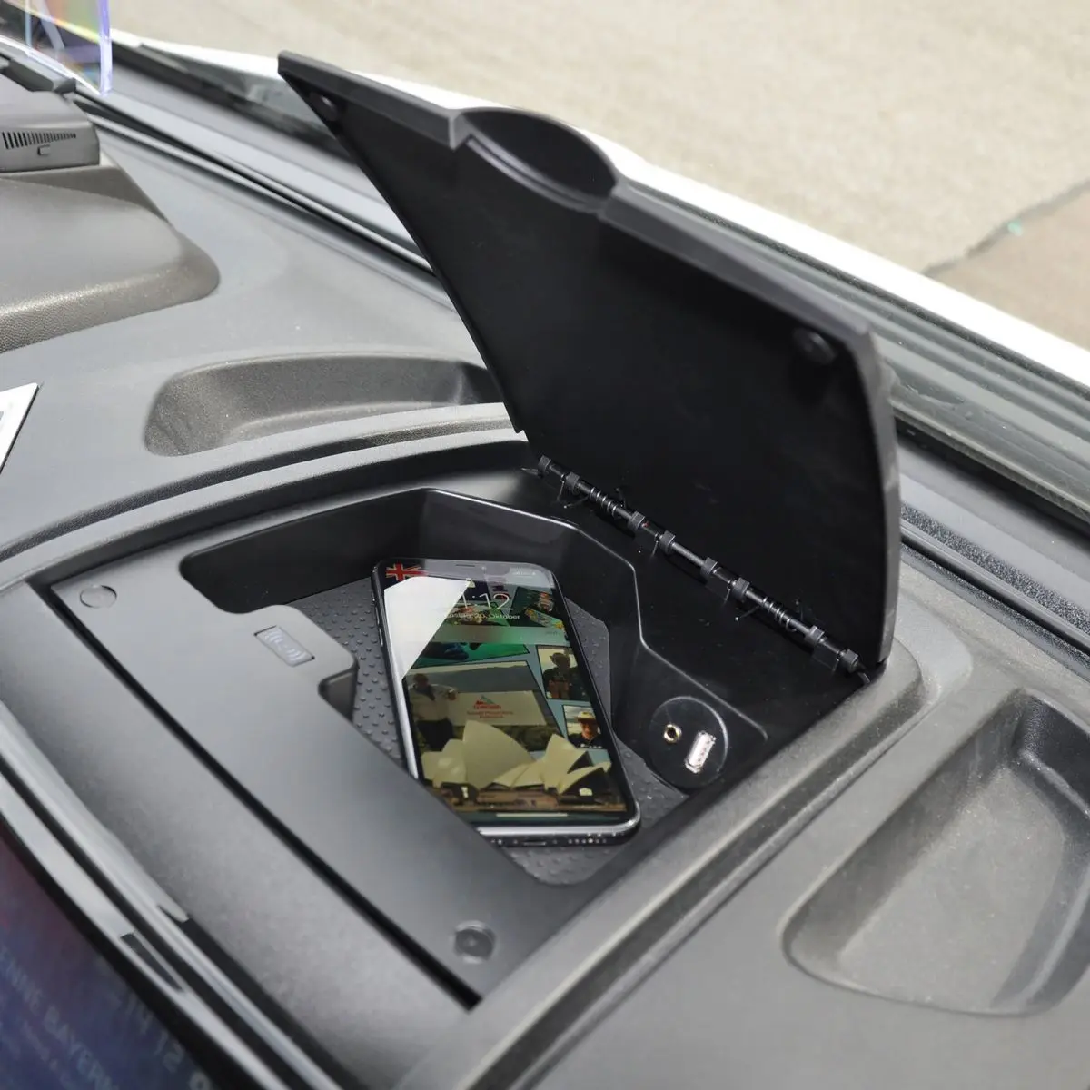 CARica USB/AUX töltő bölcső Fiat Ducato Bj. 2014/05 - 2021/08