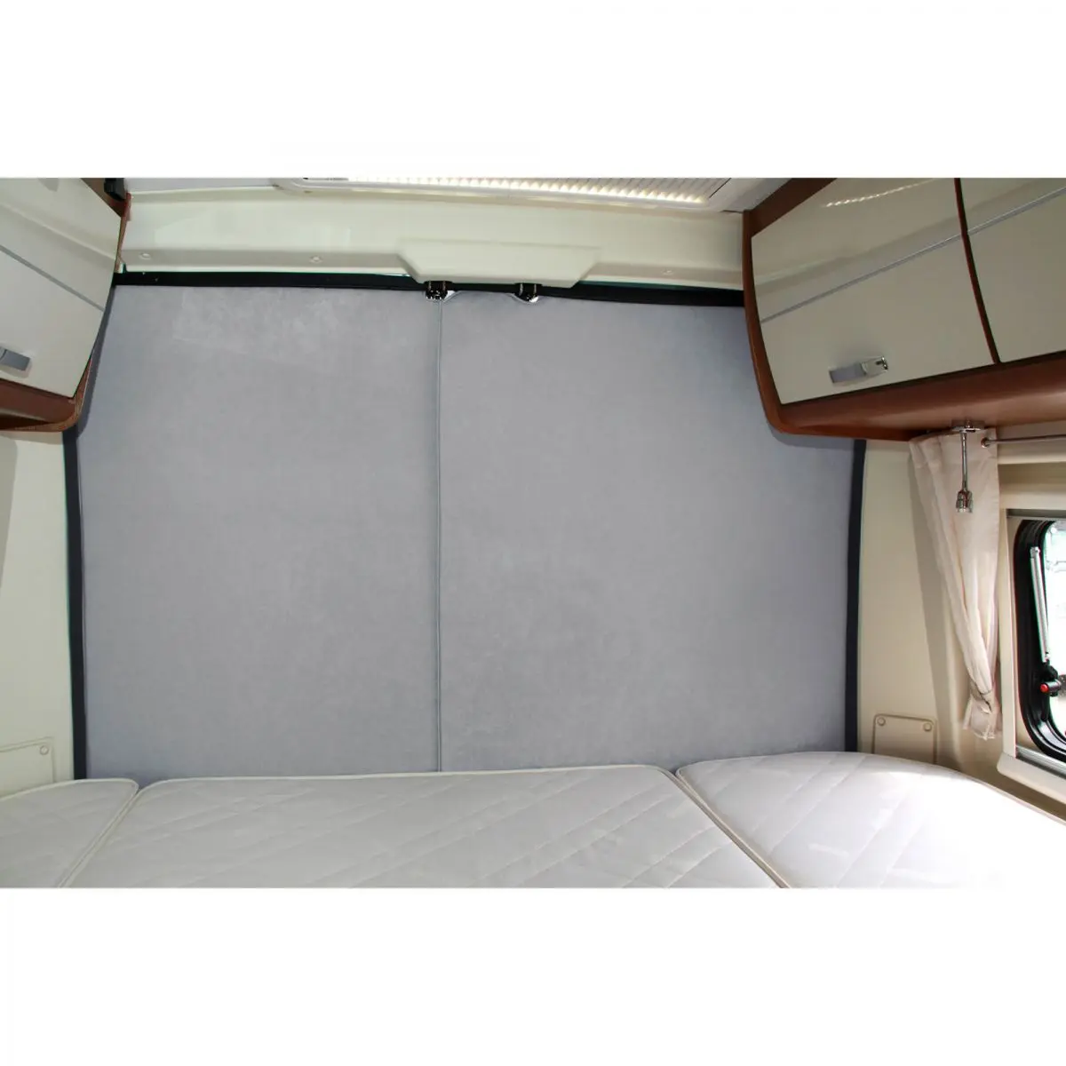 Izolație triplă spate gri deschis pentru Fiat Ducato din 2006/07 cu secțiune înaltă din trei părți