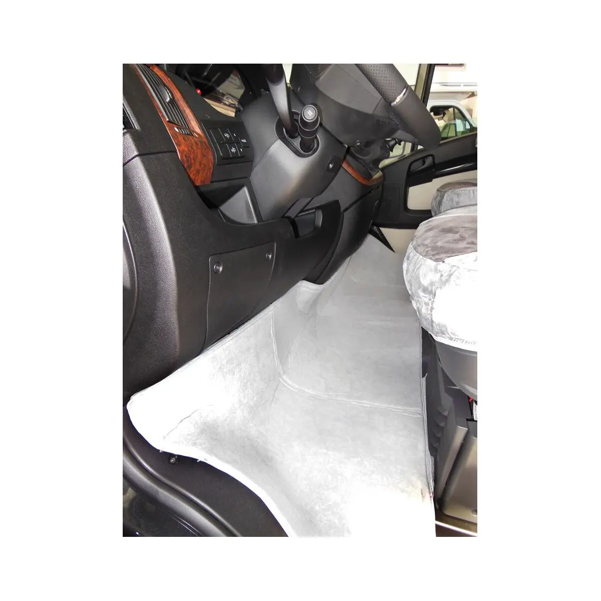 Furraumisolierung hellgrau in Wannenform fr Ford Transit ab Bj. 2014/05