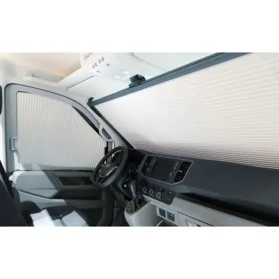 Nuanțarea parbrizului față REMI pentru MAN TGE din 2019 și VW Crafter - din 2017 cu compartiment de depozitare în partea superioară