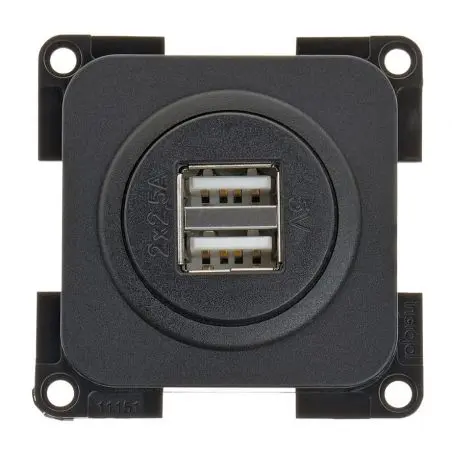 USB aljzat - 2x 2,5 A, önkiszolgáló kijelzőcsomag