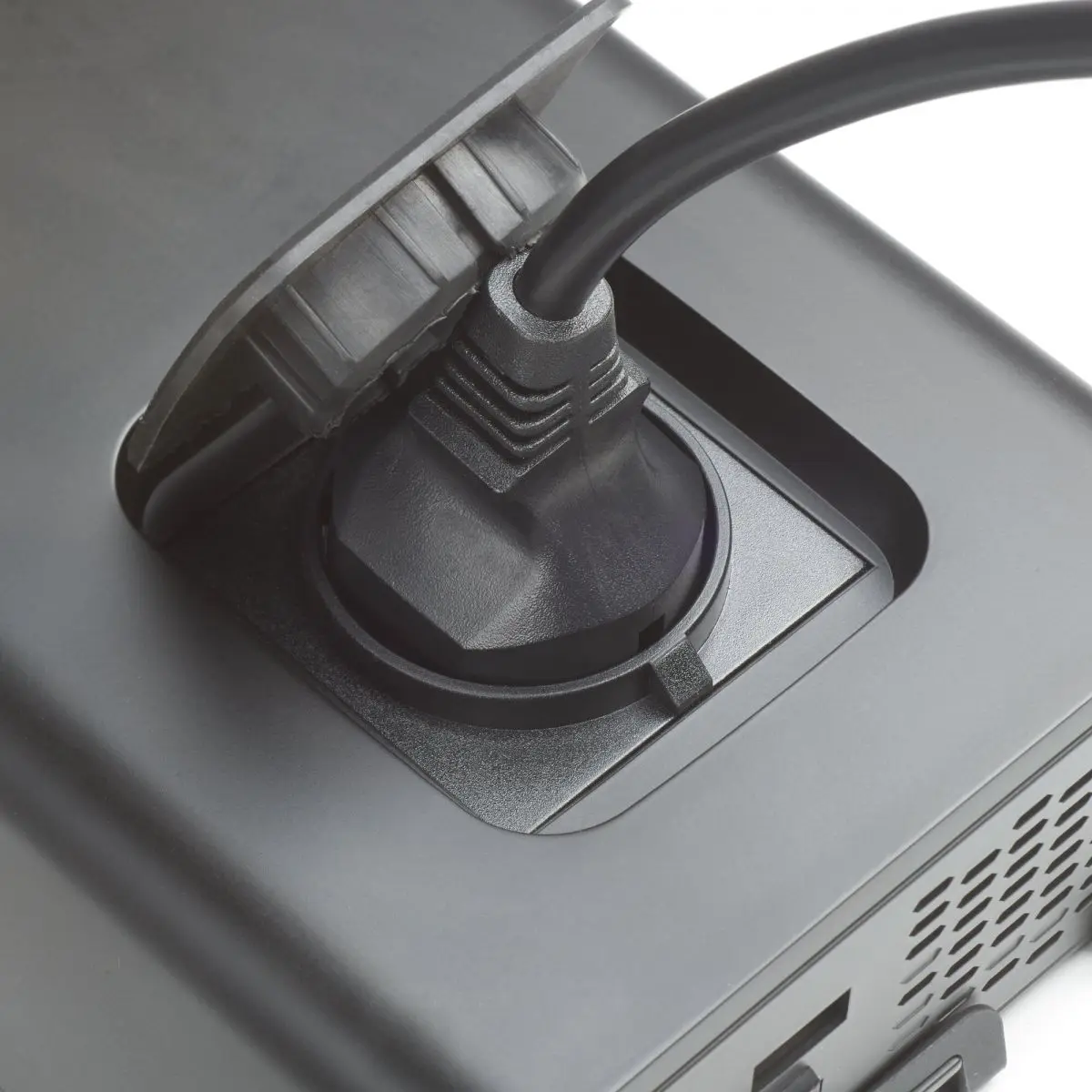 Convertor sinusoid SinePower DSP - 12 volți / 150 wați