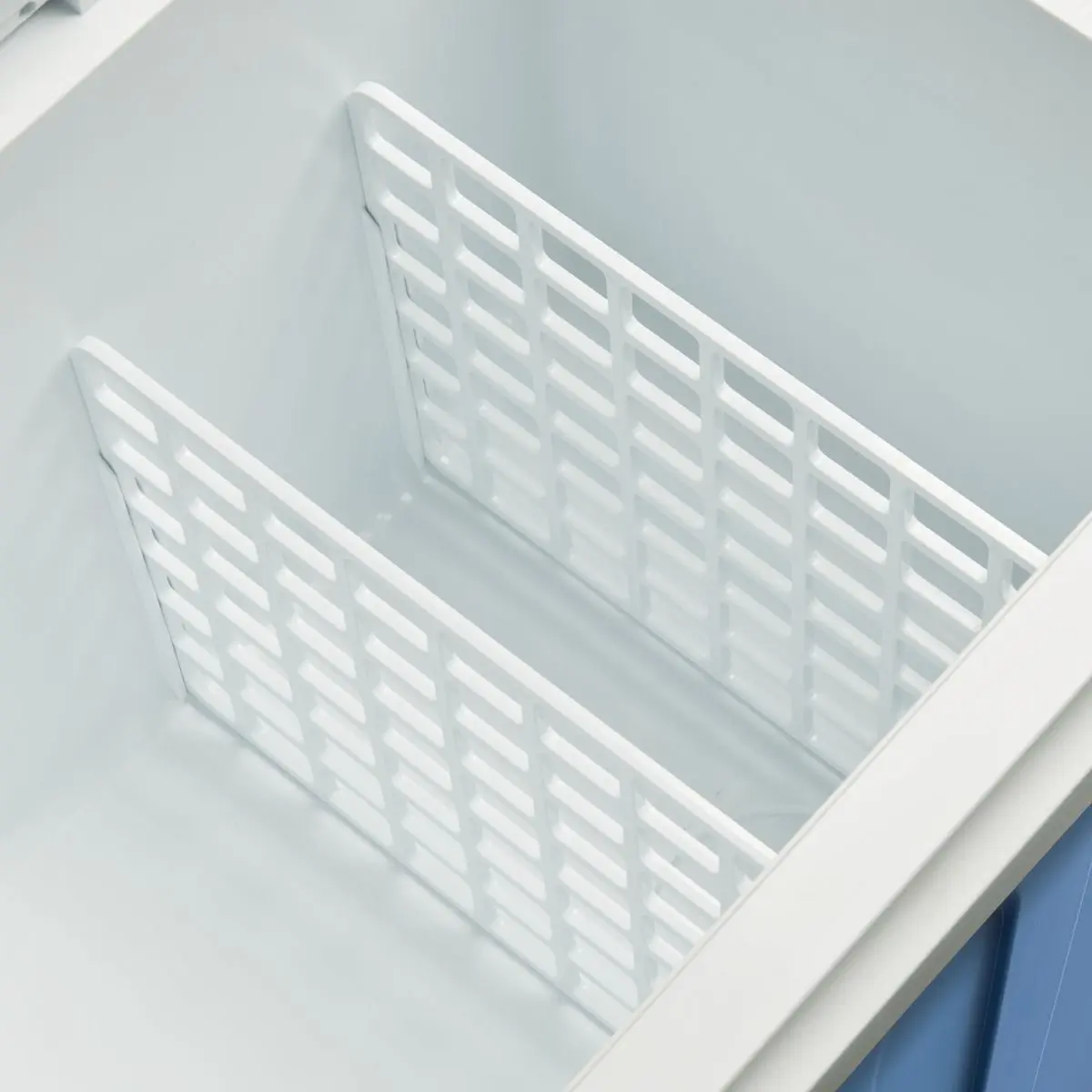 Mobicool MQ40W, 12/230 volți