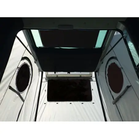 Zadný stanový postroj pre Toyotu Hiace