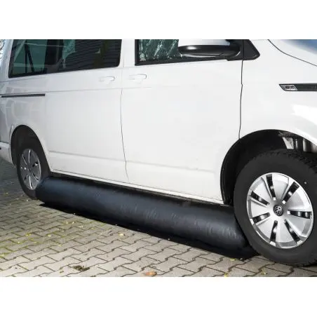 Nafukovací vetrolam pre kempingové autobusy