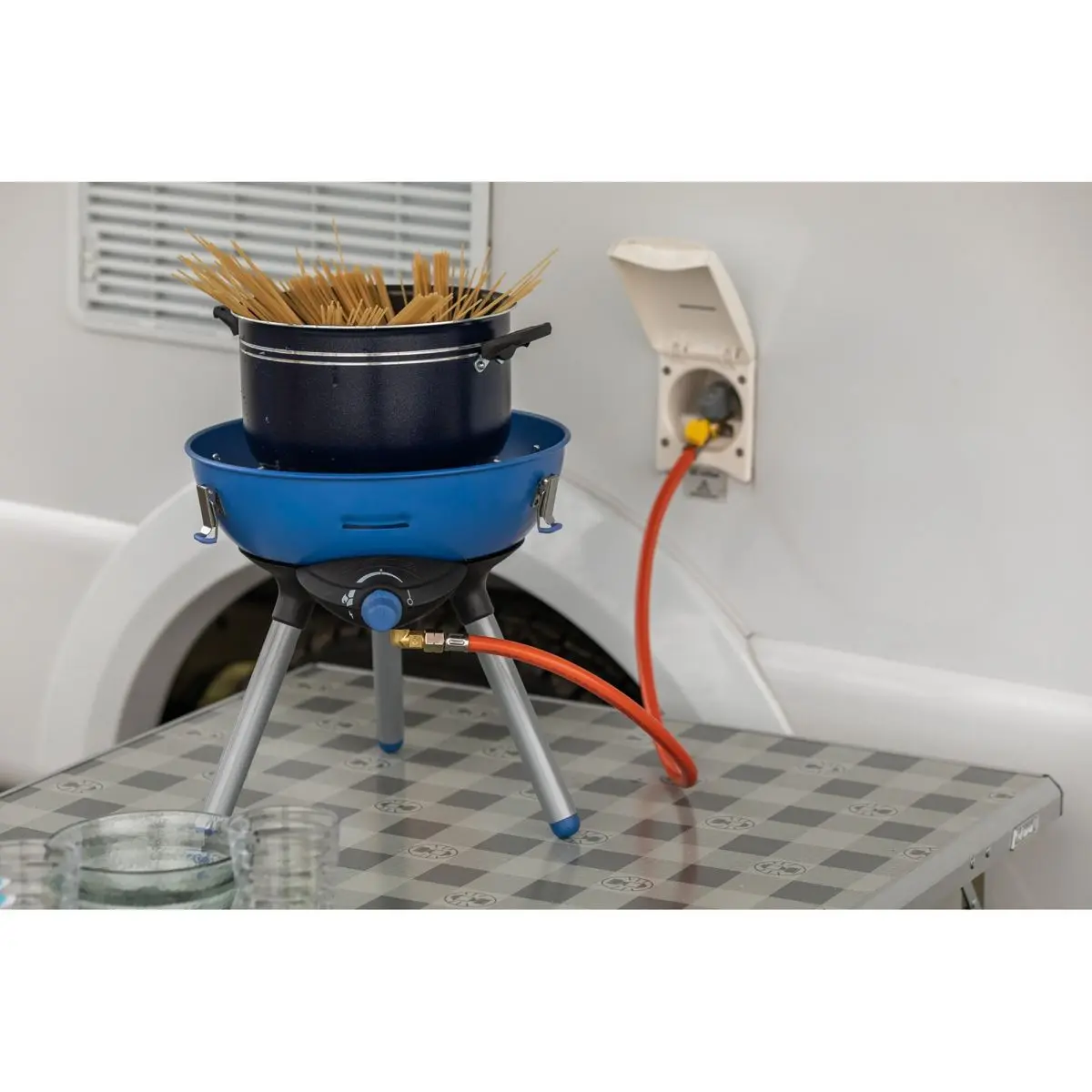 Party Grill!400 Caravan Connect - 2000 Watt
