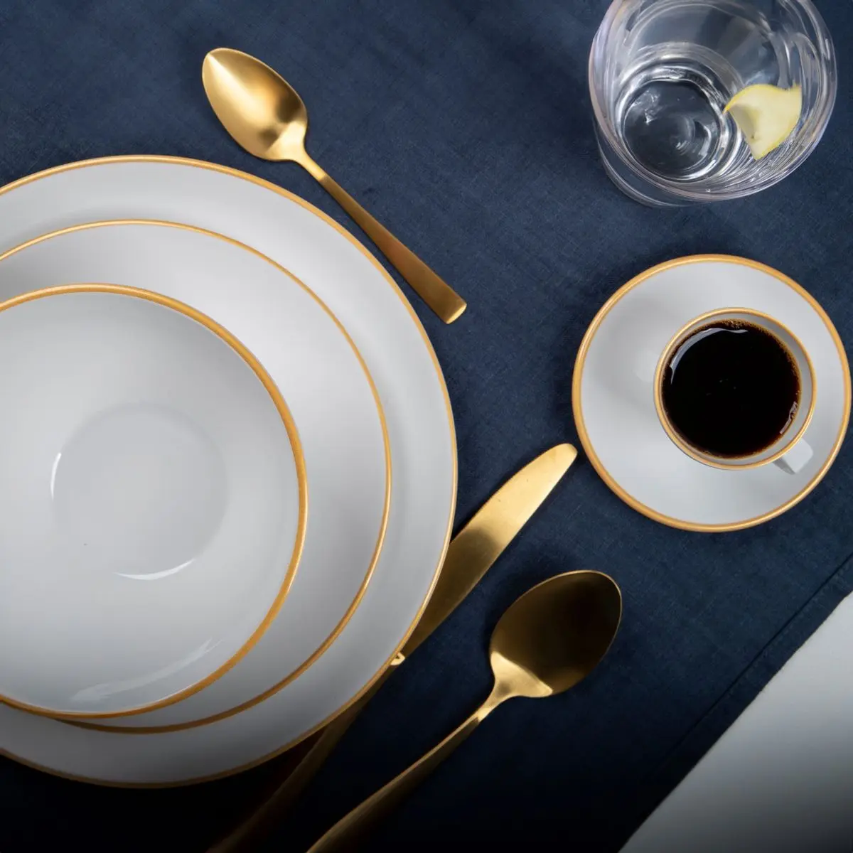 Gimex - Linea Line - Geschirr - Gold - 12-Teilig