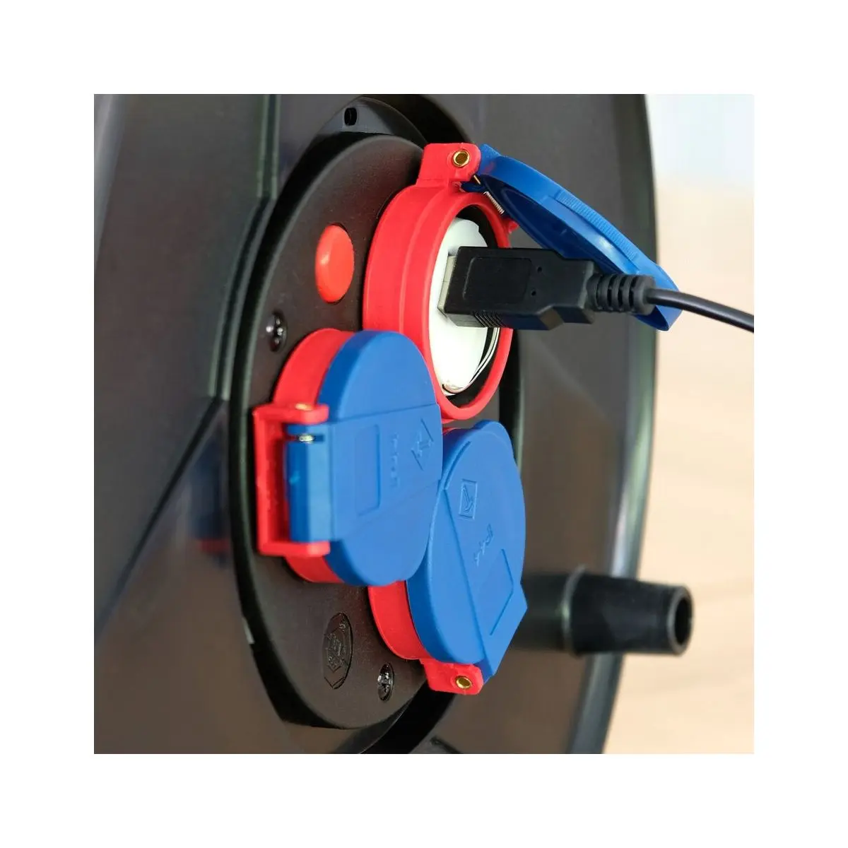 USB Steckdosenadapter 2,4A wei