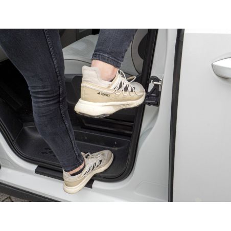 Autotür-Trittstufe mit Klapphaken für Dachzelte Wallaby 2 & Victoria