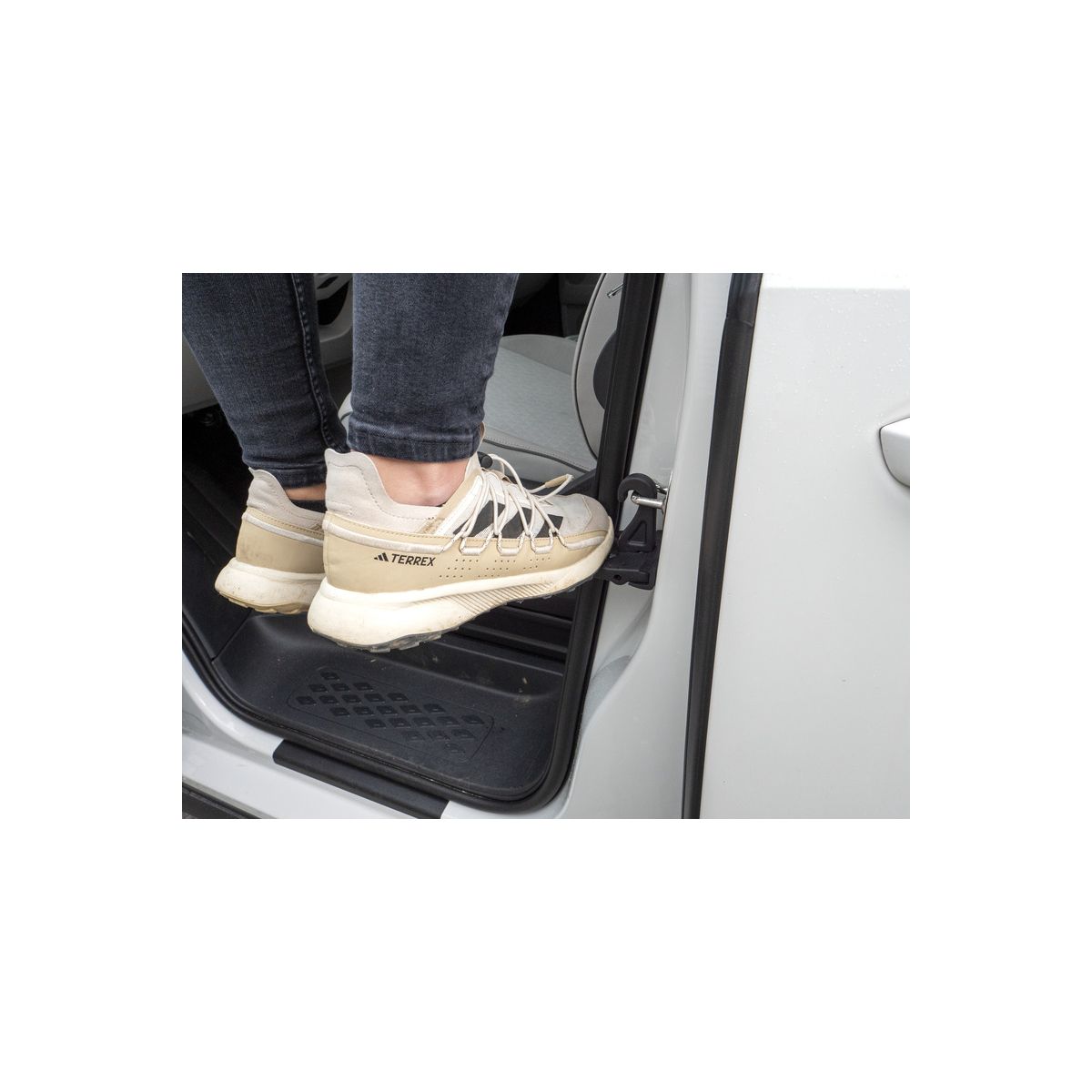 Autotür-Trittstufe mit Klapphaken für Dachzelte Wallaby 2 & Victoria