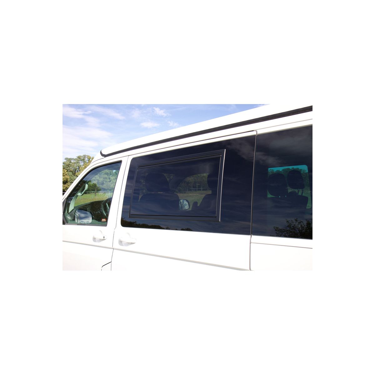 SICHERHEITSGLAS-AUSSTELLFENSTER FÜR CAMPINGBUSSE UND MAXIVANS