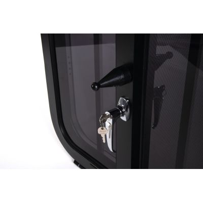 RW-Trailer Pferdeanhänger Fenster mit Gitter und abschließbar