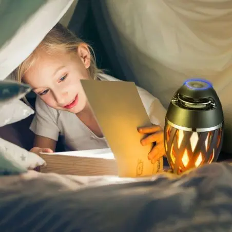 Bluetooth hangszóró - LED lángeffektussal